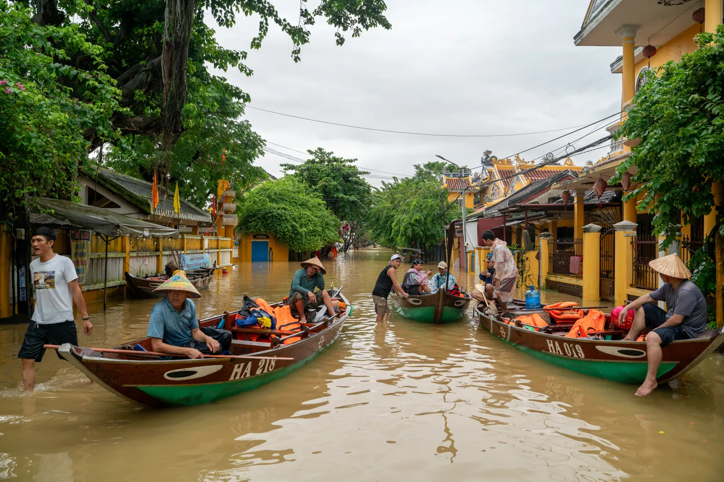 Sedikitnya 35 tewas akibat banjir yang melanda Vietnam tengah
