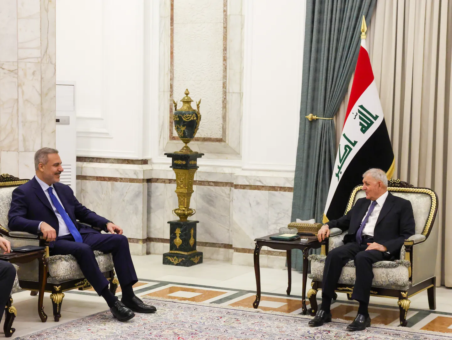Turkish top diplomat meets Iraqi president in Baghdad
