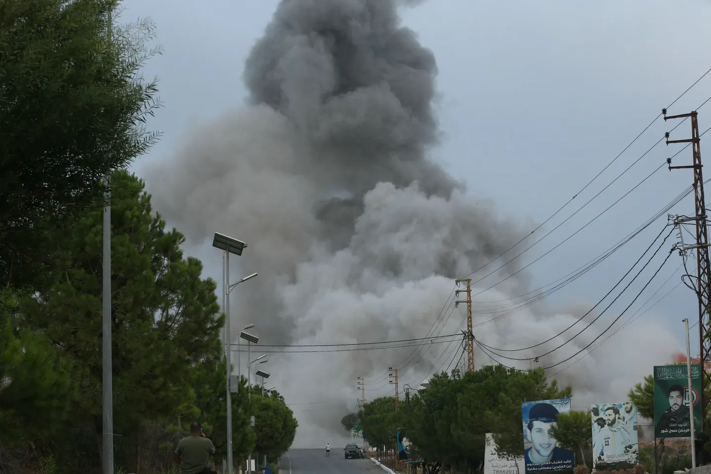 لبنان.. غارات إسرائيلية عنيفة على 6 بلدات ويونيفيل: انتهاكات يجب وقفها فوراً