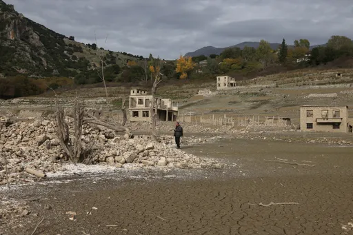 Грција се соочува со сè поголем недостиг на вода, најкритична состојбата во Атина