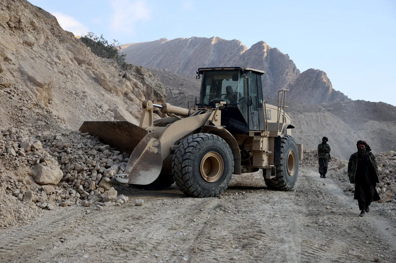 د افغانستان شمالي برخې یوې زورورې زلزلې ولړزولې