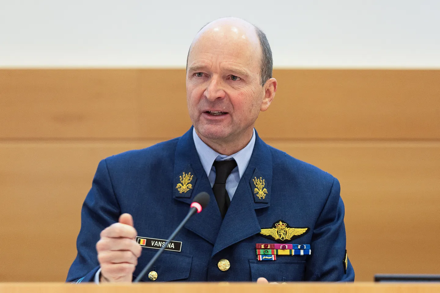 "België focus van verhoogde hybride dreiging, vredestijdprocedures volstaan niet meer"