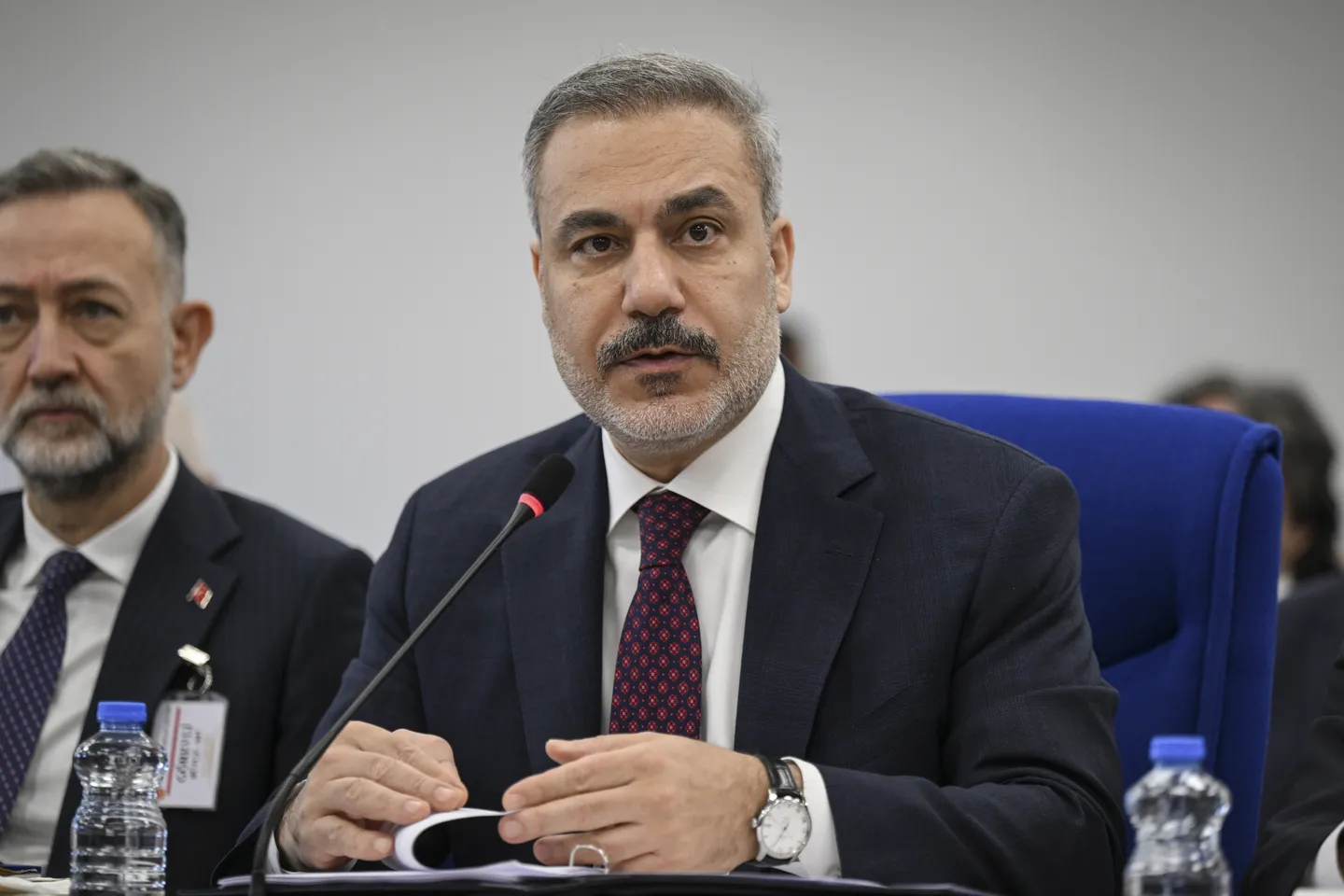 فيدان: التطبيع مع أرمينيا مشروط بتوقيع اتفاق سلام شامل مع أذربيجان