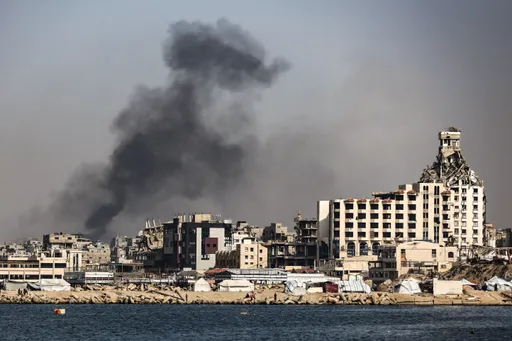 Четворица Палестинци убиени во израелските напади низ Газа во најновото кршење на прекинот на огнот