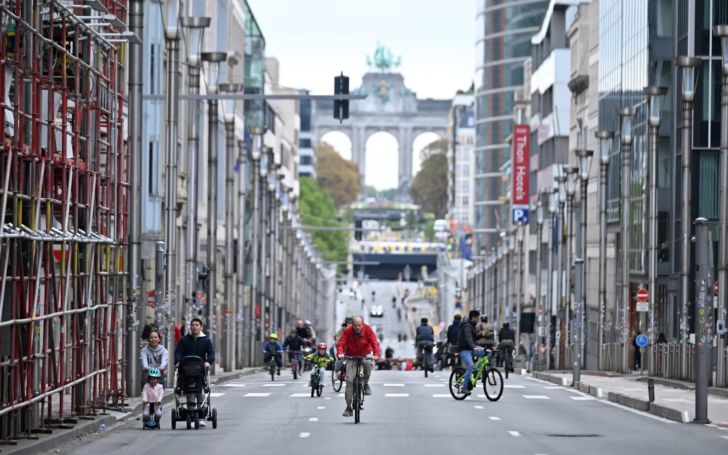 Koning Filip maakt zich zorgen over afvalprobleem in Brussel en dringt aan op collectieve actie