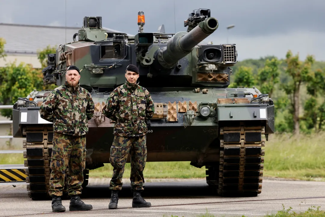 سویس به د ډرونونو د زیاتېدونکو ګواښونو په منځ کې ځمکني هوايي دفاع ته لومړیتوب ورکړي