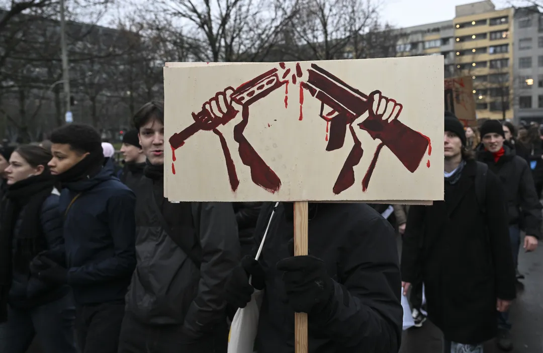 German students stage nationwide protests over new military service law