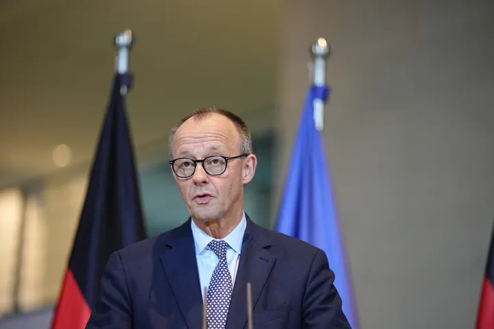 London: Merz nimmt an Gesprächsrunde zum Ukraine-Krieg teil