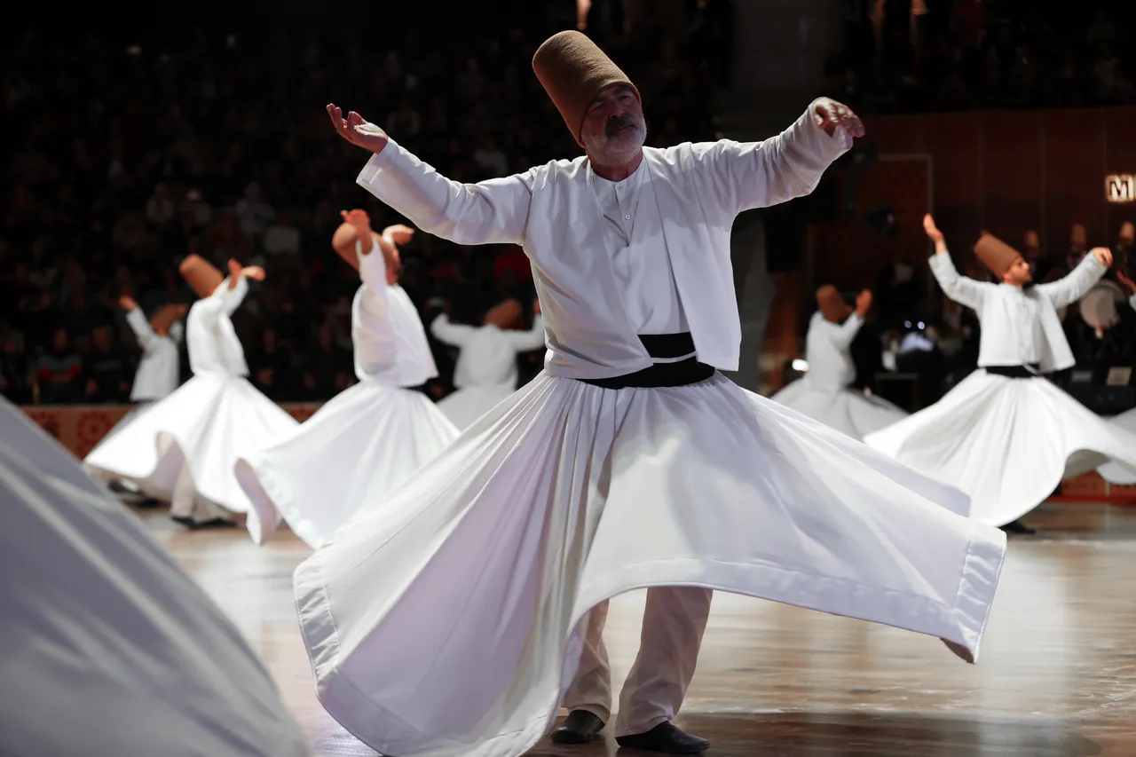 'Time for Serenity': Konya marks 752nd anniversary of Mevlana Rumi with global commemoration