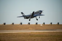 Cómo la guerra en Ucrania aceleró un cambio en el sector de defensa y por qué Türkiye ahora lidera