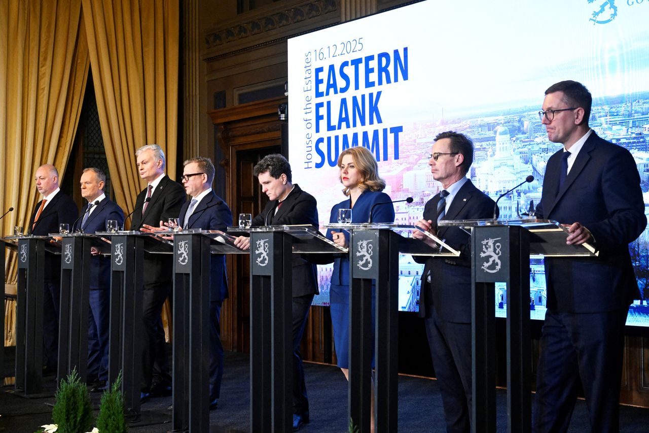 Eastern EU states pledge closer defence cooperation against Russia ...