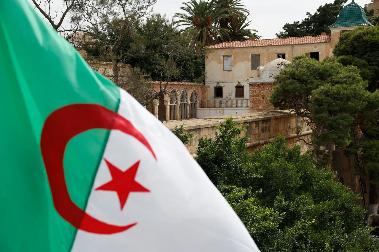 Kolonialherrschaft: Parlament Algeriens fordert Reparationen von Frankreich