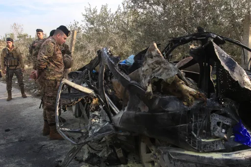 مقتل لبناني بغارة للاحتلال الإسرائيلي استهدفت سيارة جنوبي البلاد