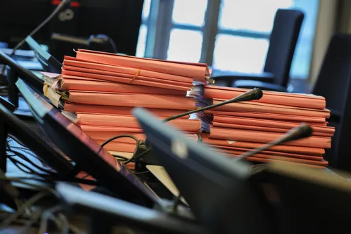 Bericht: Rechtsstreit um Richteramtsbewerberin mit Kopftuch geht weiter