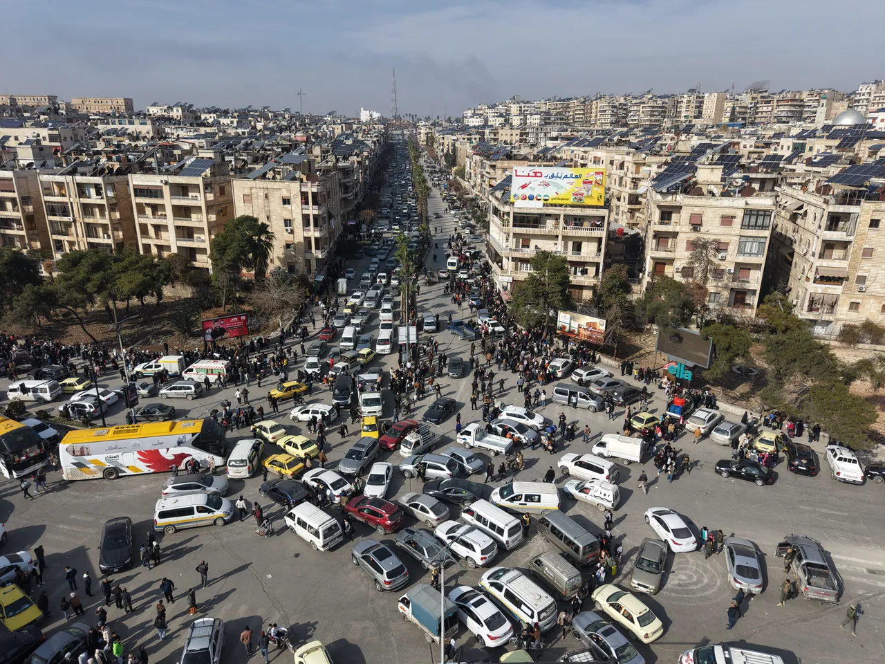 Snage SDF-a otvaraju vatru na civile koji pokušavaju napustiti naselja u sirijskom Halepu