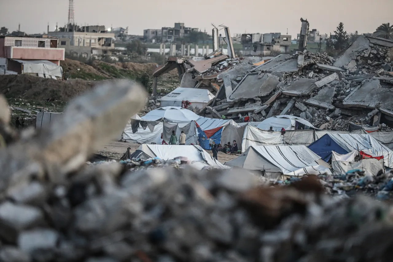 Ceasefire violations continue as Israeli forces strike Gaza by air and sea