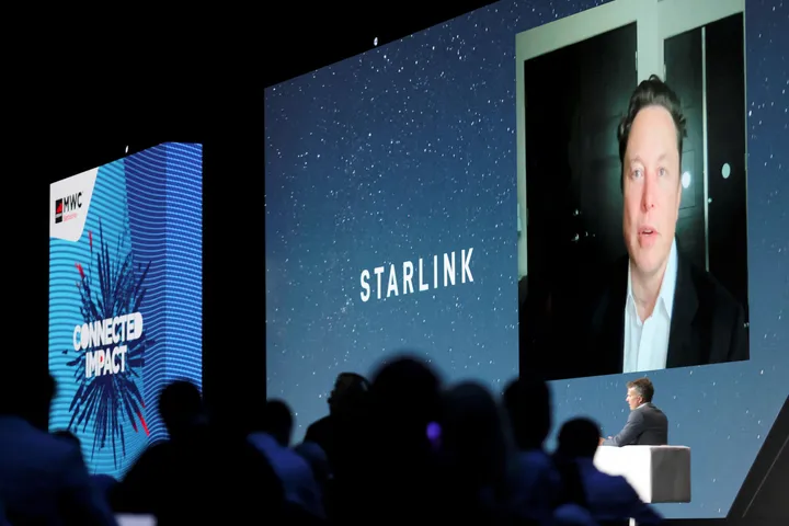 Starlink стал бесплатным для иранцев