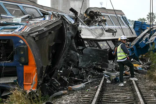 Death toll from crane collapse at Thailand rail project reaches 28