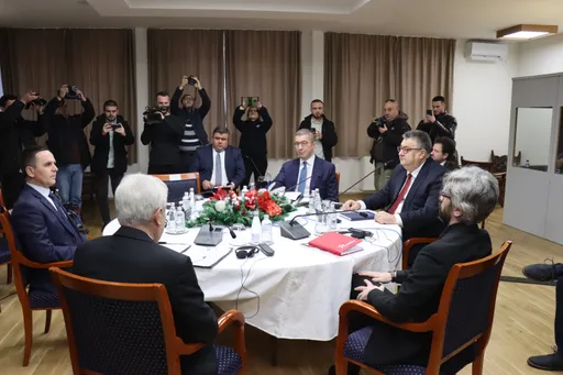 Mbahet takimi i liderëve të partive politike në Maqedoninë e Veriut