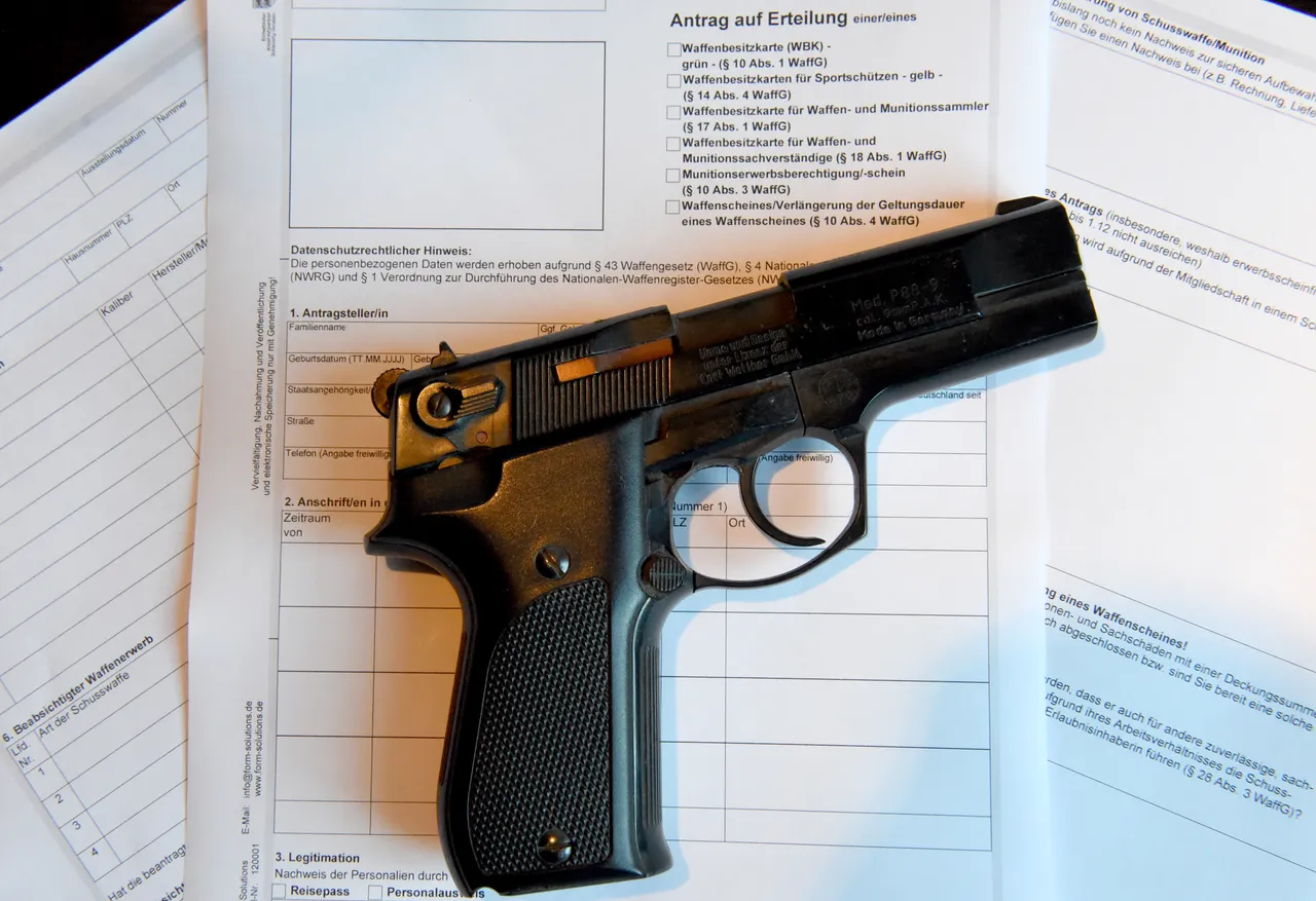Innenministerium: Rechtsextremisten haben Tausende legale Waffen