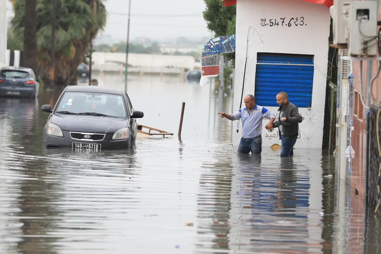 Deadly record rains flood Tunisia, paralysing cities