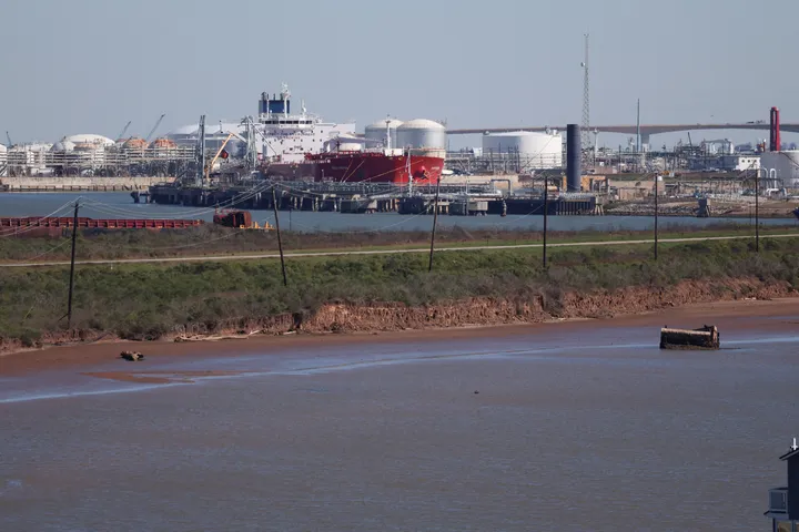 Venezuela yaiwekea soko huria sekta yake ya mafuta