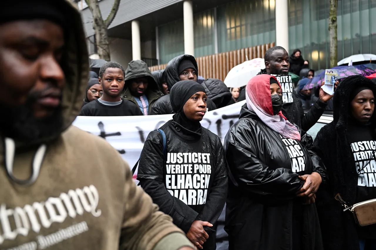 Paris: nouvelle manifestation en mémoire d’ El Hacen Diarra à Paris