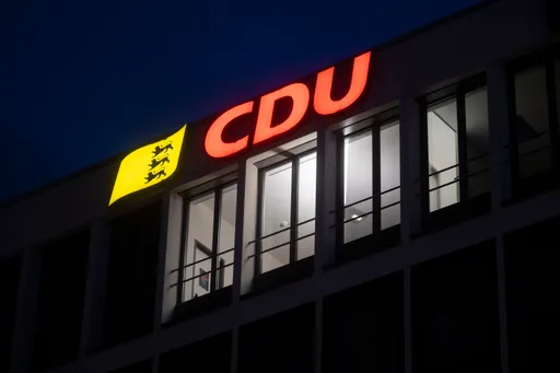 Stuttgart: YPG/SDF-Anhänger stürmen CDU-Parteizentrale