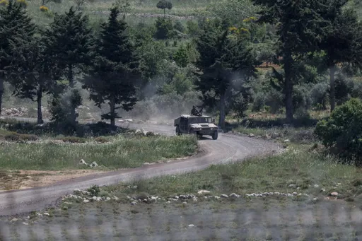 Israeli forces raid Quneitra, Daraa countrysides in southern Syria