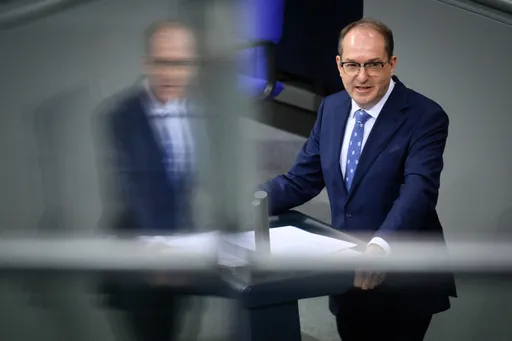 Dobrindt setzt auf Geheimdienst-Kooperation mit USA