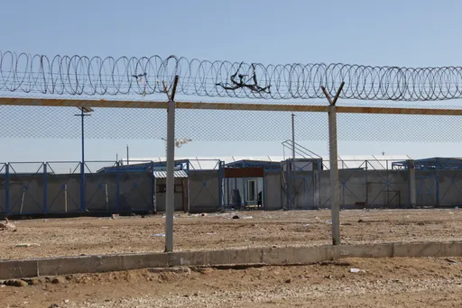 بعد نقلهم من سوريا.. العراق يفتح ملفات التحقيق مع عناصر داعش الإرهابي