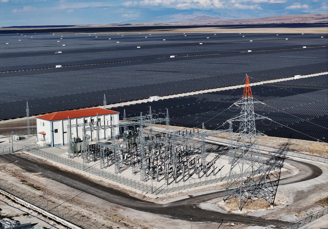 انرژیهای تجدیدپذیر در ترکیه: از سیاست بخشی تا الگوی حکمرانی توسعهمحور