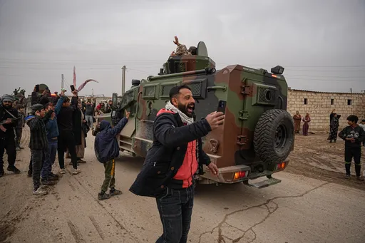 Terror group YPG detains 23 Syrians welcoming government forces in Hasakah