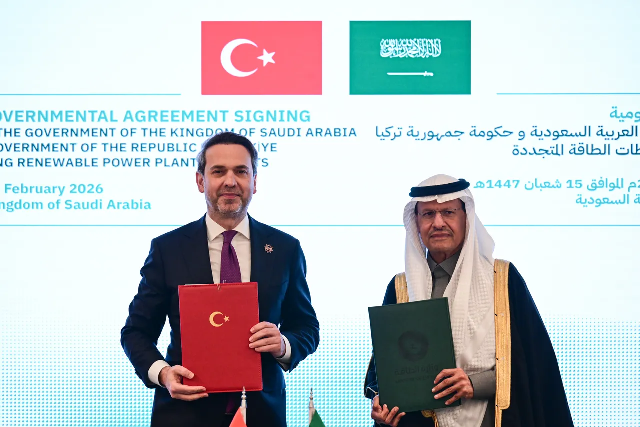 Türkiye signs $2B energy investment agreement with Saudi Arabia