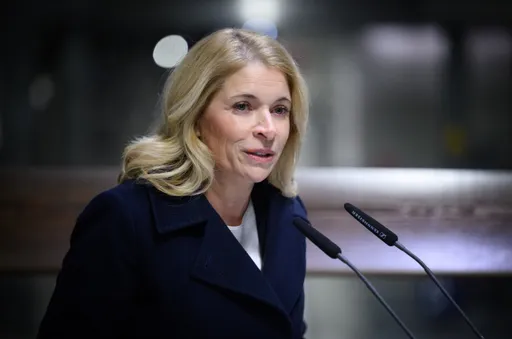 Bahnchefin plant Sicherheitsgipfel nach tödlichem Angriff