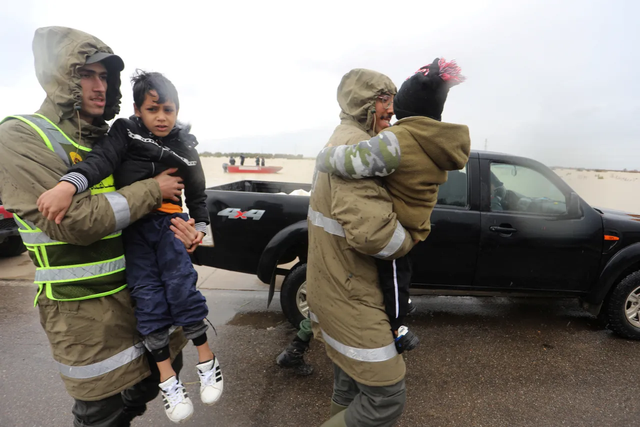 "لم تسفر عن ضحايا".. فيضانات بالمغرب تتسبب في إجلاء أكثر من 143 ألف شخص