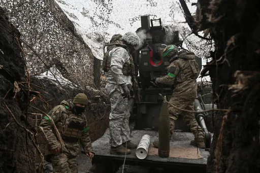 Ukraine grants temporary residency to foreign fighters