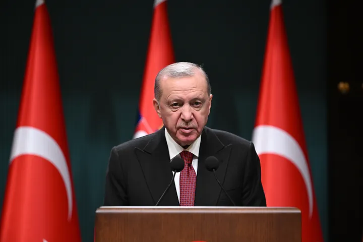 Erdoğan: Türkiye po punon për paqen rajonale mes pasigurisë në rritje, nuk e braktis dot Ballkanin