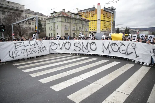 Građani, studenti i učenici u Sarajevu traže odgovornost nakon tramvajske nesreće