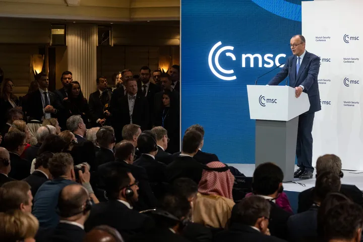 Merz geht auf Distanz zu USA - und ruft zur Erneuerung des Bündnisses auf