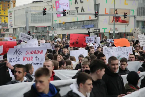 Završeni protesti u Sarajevu, novi najavljeni sutra u 12:00 sati