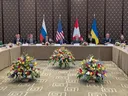 Third round of trilateral Ukraine peace talks to continue in Geneva