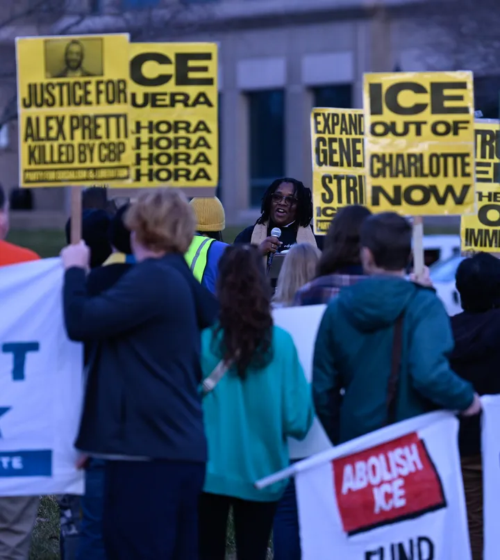 Građani protestirali zbog planiranih ICE pritvorskih centara u Charlotteu