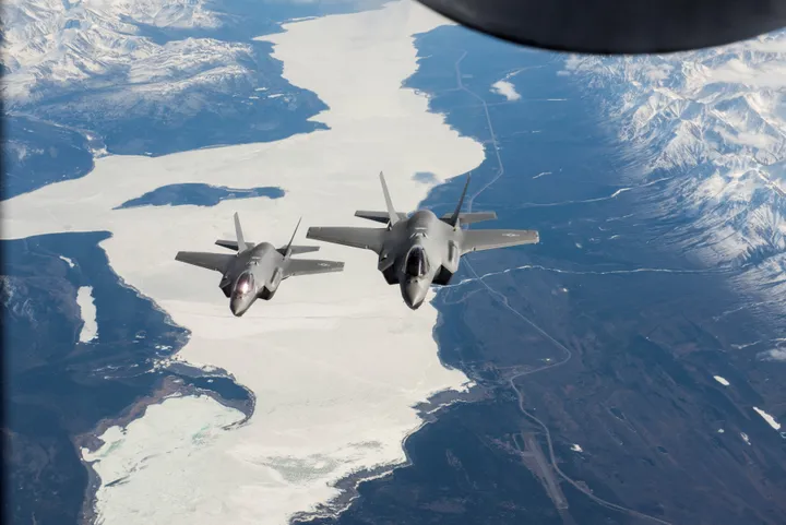 US scrambles jets as Russian warplanes detected near Alaska