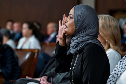'You have killed Americans!': US lawmaker shouts at Trump during State of ...