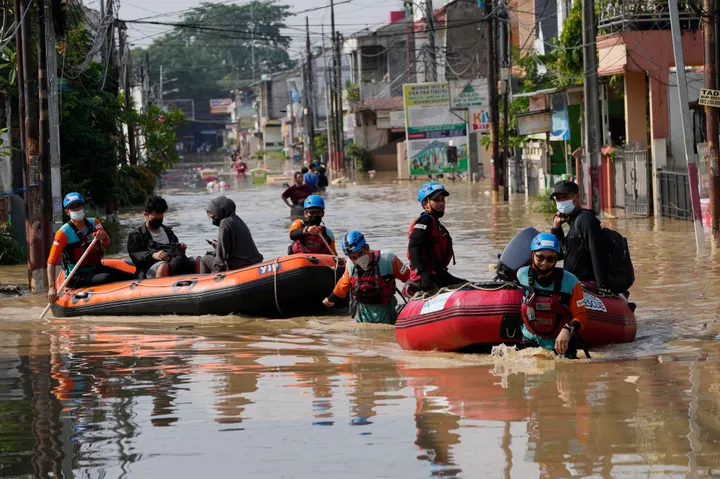 Hujan ekstrem sebabkan banjir di Jakarta, ratusan RT terdampak