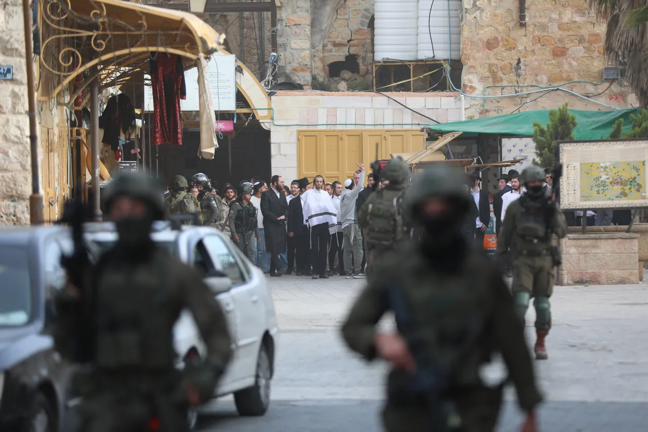 Illegal Israeli settlers set fire to a mosque in occupied West Bank