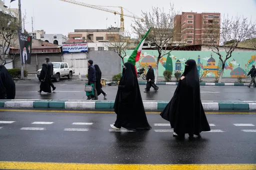 إيران تعلن وقف مشتبهين بالتجسس لصالح الموساد واعتقال آخرين لحيازة أجهزة ستارلينك