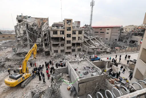 ارتش اسرائیل: از ۲۸ فوریه تاکنون ۴۰۰ موج حمله به غرب و مرکز ایران انجام شده است