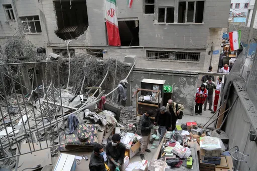 Iran: Zehntausende Wohnungen und Geschäfte beschädigt